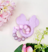 Load image into Gallery viewer, Lavender &amp; Pearl Mouse Teething Ring
