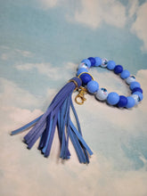 Load image into Gallery viewer, Blue Alien Wristlet
