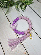 Load image into Gallery viewer, Lavender Mouse Wristlet
