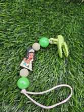 Load image into Gallery viewer, Frog Princess Paicifer Clip
