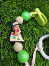 Load image into Gallery viewer, Frog Princess Paicifer Clip
