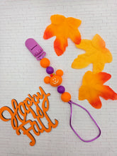 Load image into Gallery viewer, Purple Pumpkin Mouse Pacifier Clip
